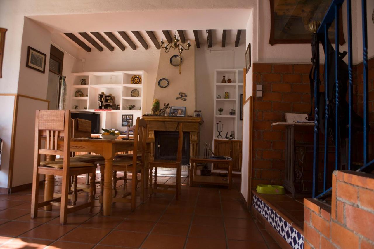 La Flecha Hostel Abrucena 외부 사진